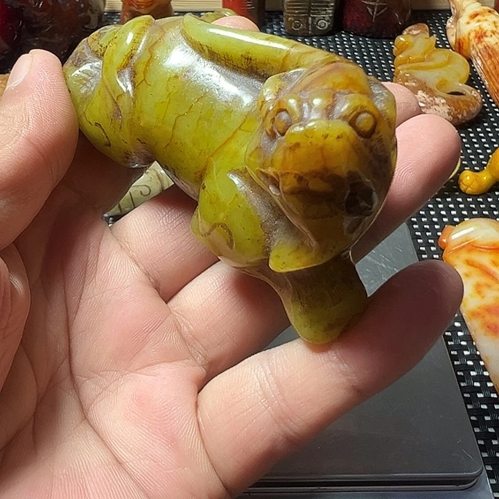未镶嵌和田玉（糖玉）挂件