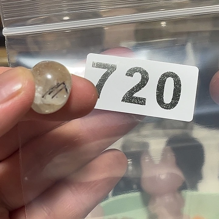 未镶嵌水晶大型摆件（非配饰）