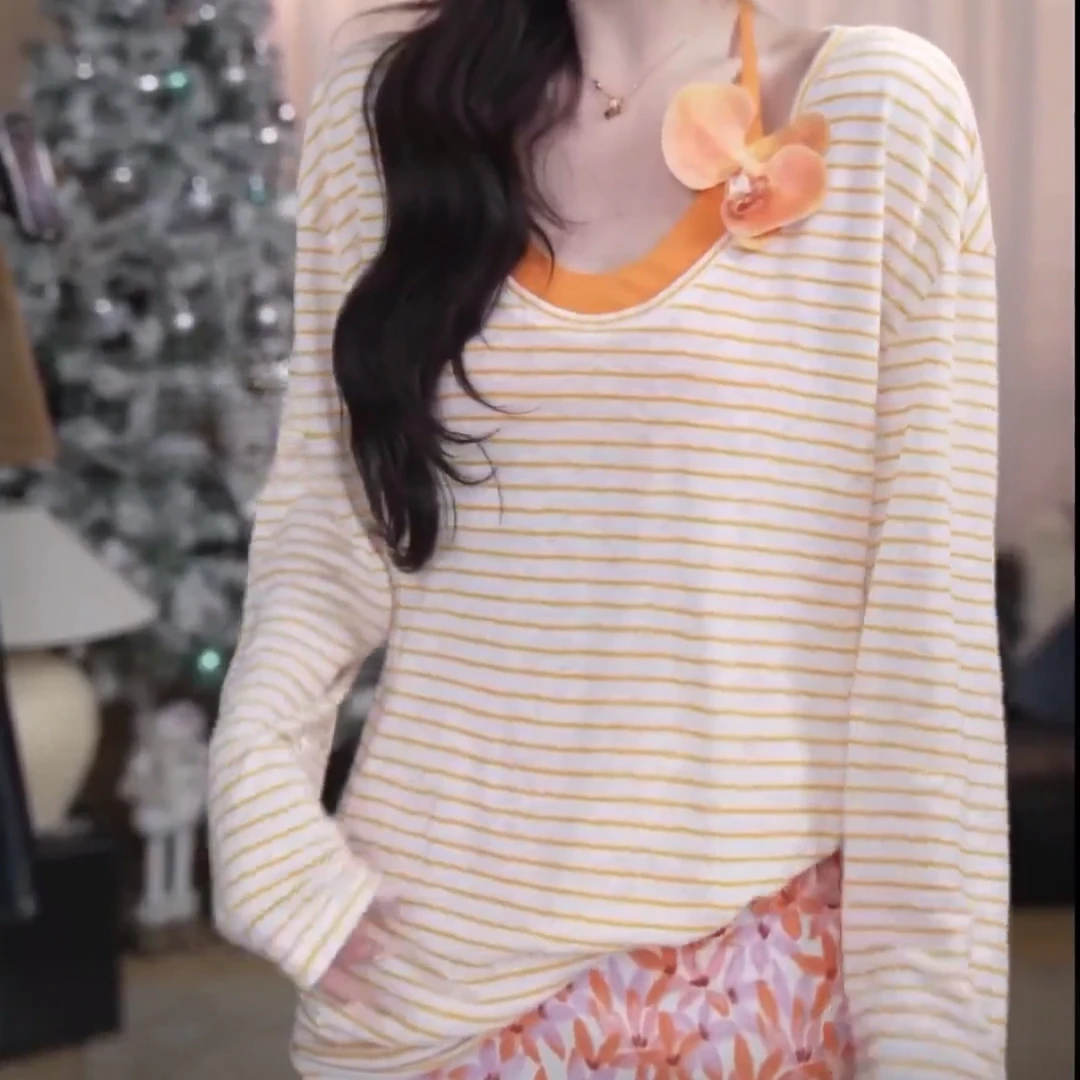 【橘子海】U领条纹宽松休闲百搭时尚薄款T恤女春季2026新款长袖上衣