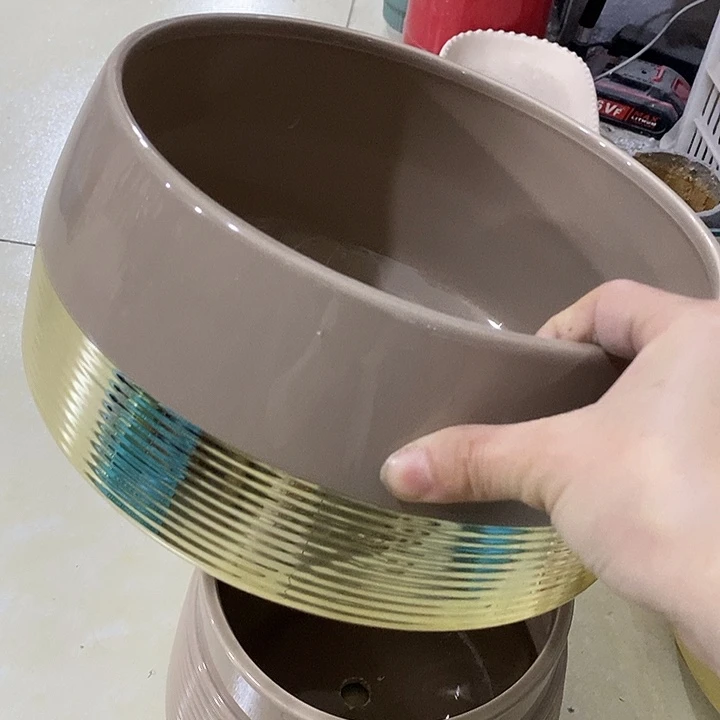 摆件陶陶盆有孔 瑕疵介意勿拍