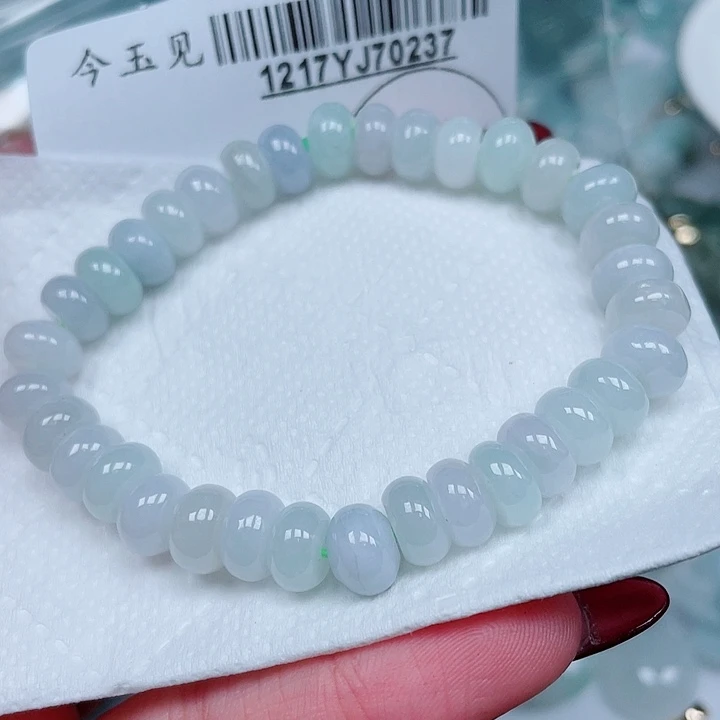 ****我翡翠未镶嵌吊坠(不含链)
