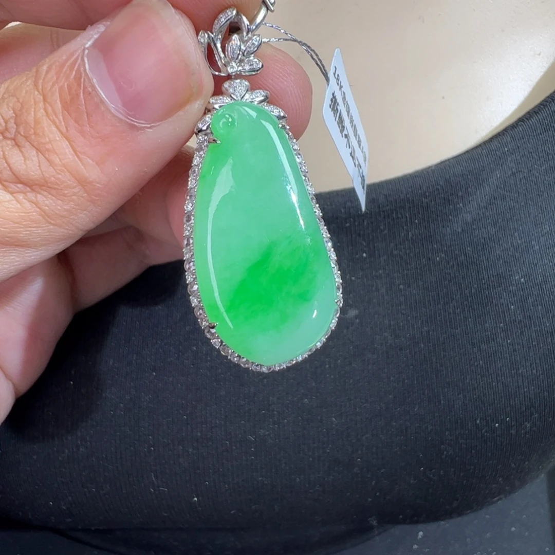 翡翠18K金镶嵌吊坠(不含链)