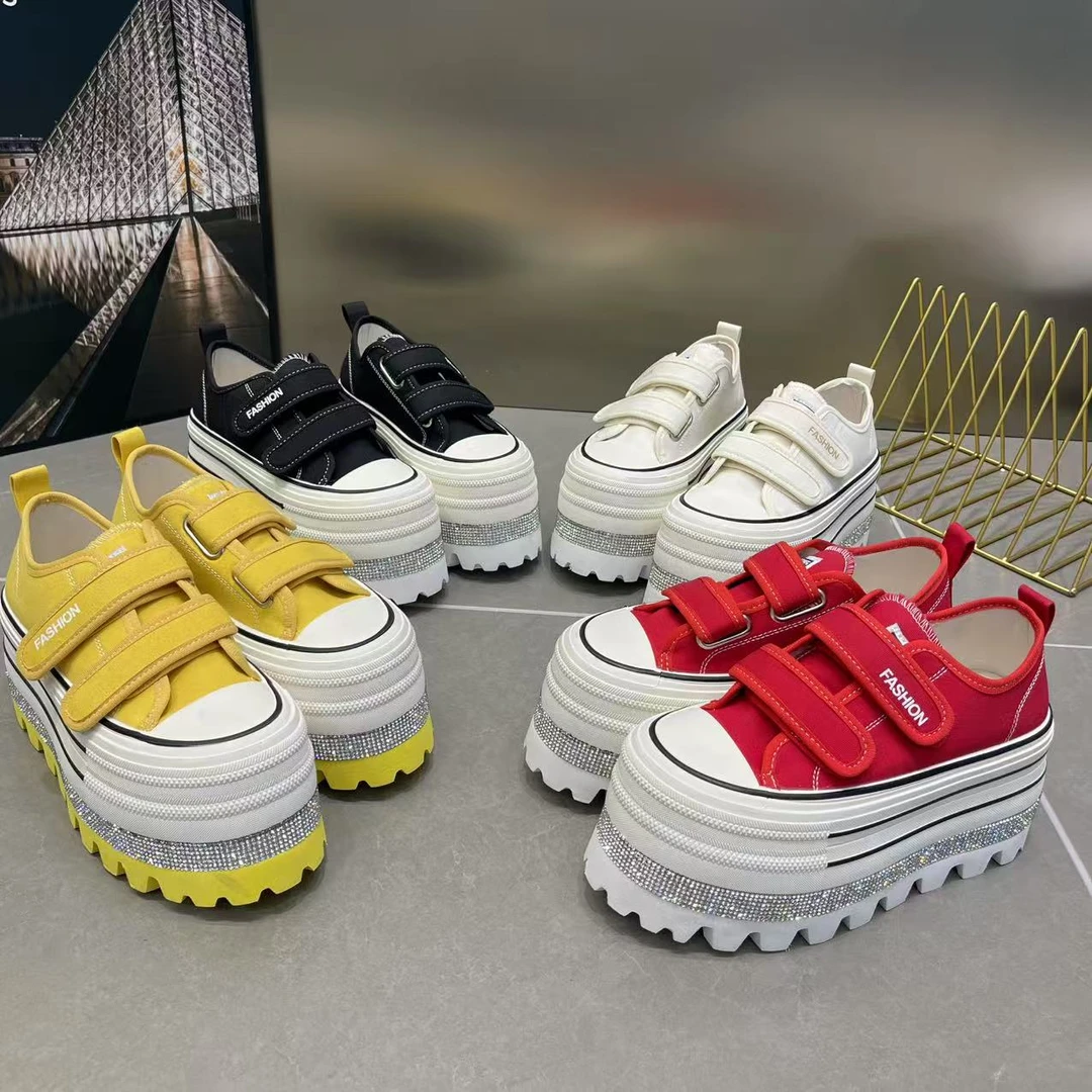 欧货2025夏新款帆布魔术贴浅口单鞋贝壳头松糕厚底水钻休闲板鞋女