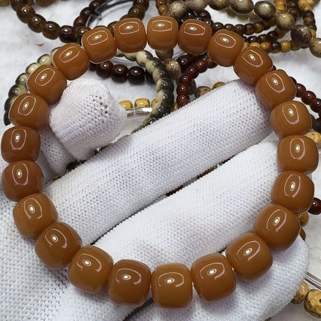 星月菩提吊坠10老料玉化菩提