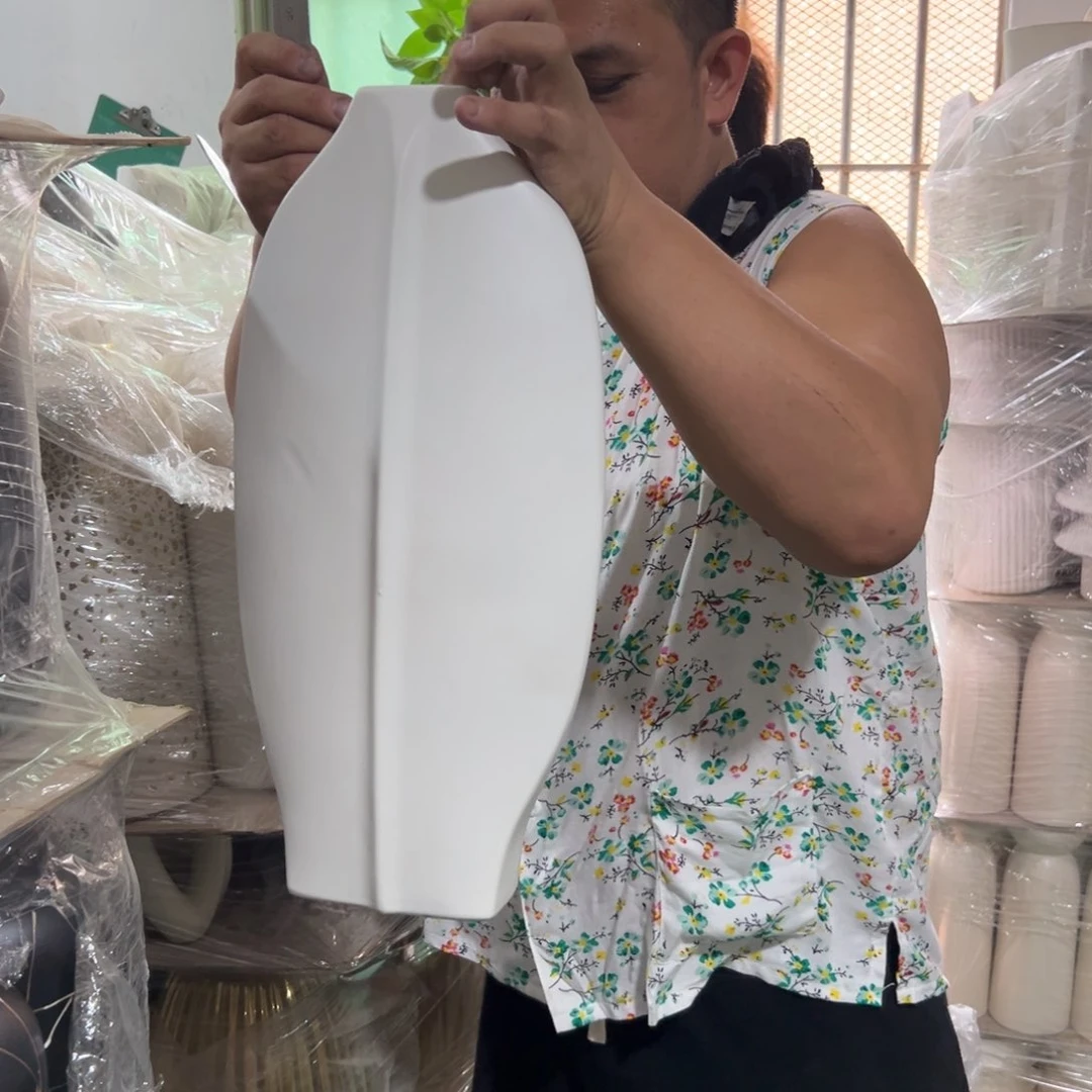 摆件32 号高温陶瓷工艺瓶（部分微瑕）