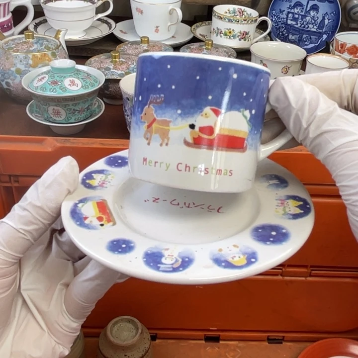 他家瓷器真美…开播了