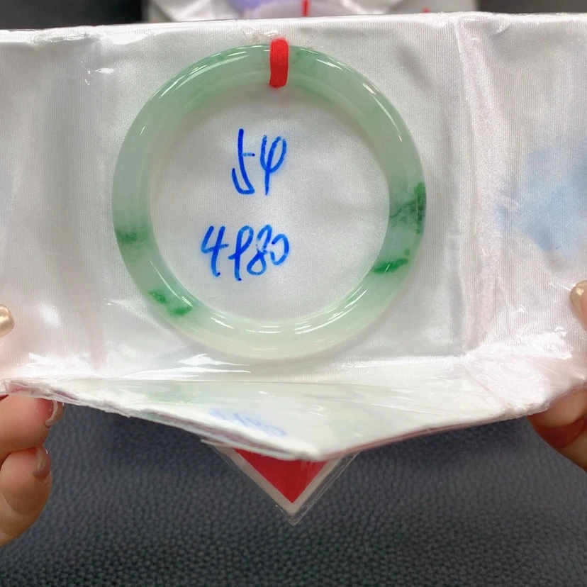 【闪购商品】翡翠手镯未镶嵌翡翠