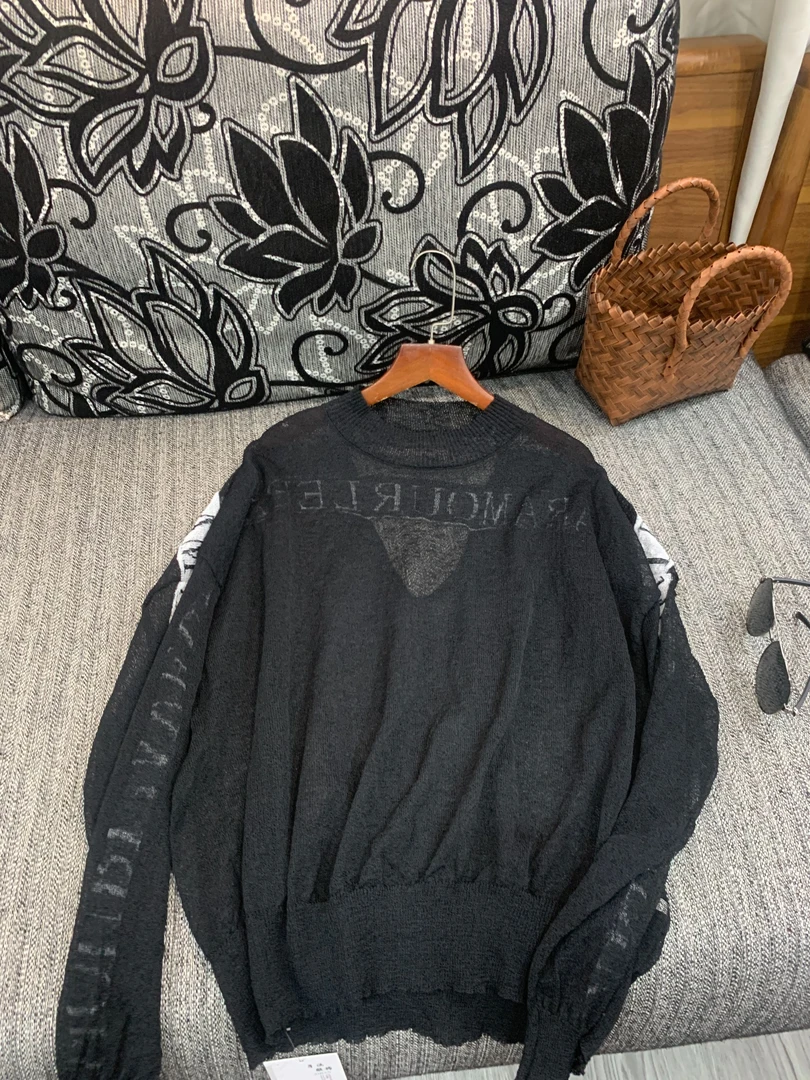 68131 祺欣家 时尚气质小众设计宽松显瘦简约风针织衫