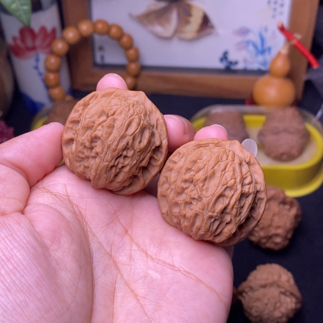 把件文玩核桃36龙胆