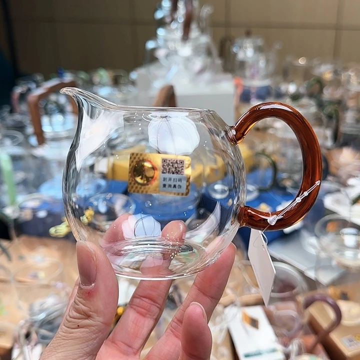 禾器琥珀色畅然公道杯