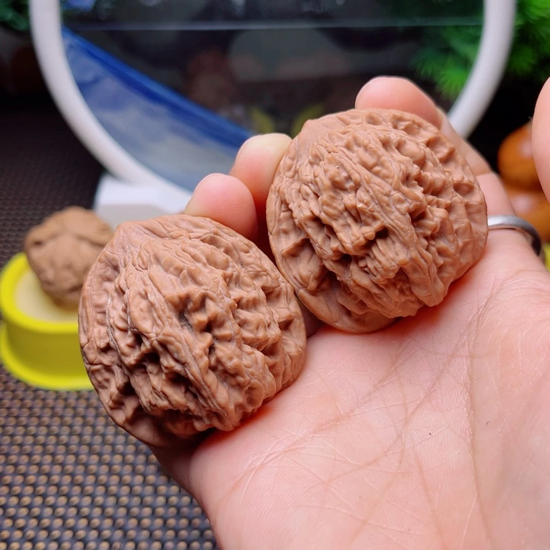 文玩核桃把件虎头