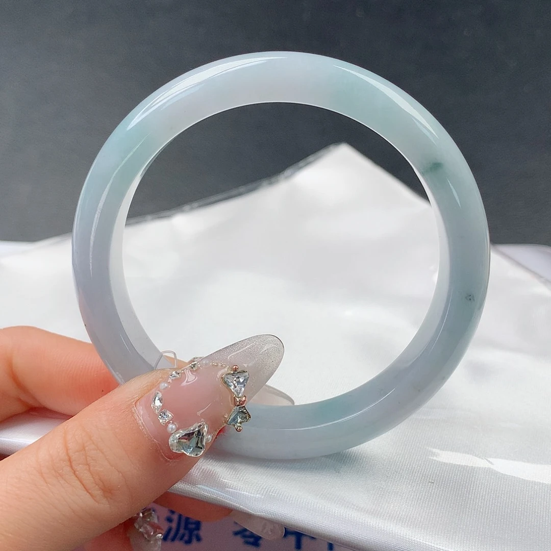 翡翠手镯未镶嵌0040正57