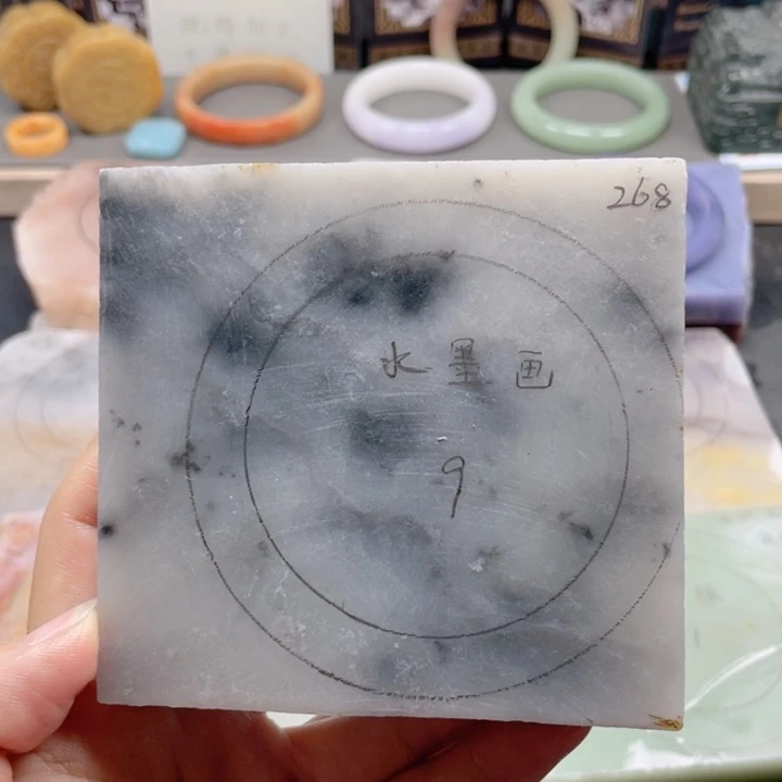 未镶嵌手镯石英质玉定制