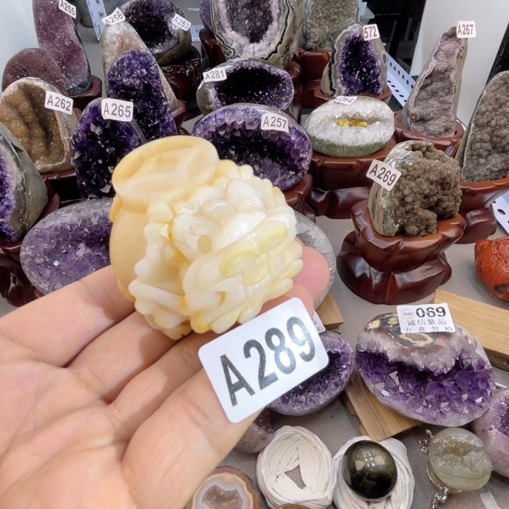 未镶嵌大型摆件（非配饰）水晶