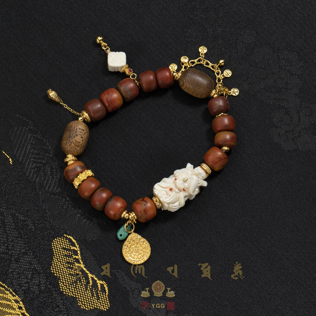 员格格/福德善财龙女包浆南红老型珠手串/FVZDC17