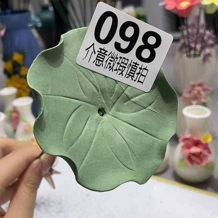陶瓷纯手工捏花设计