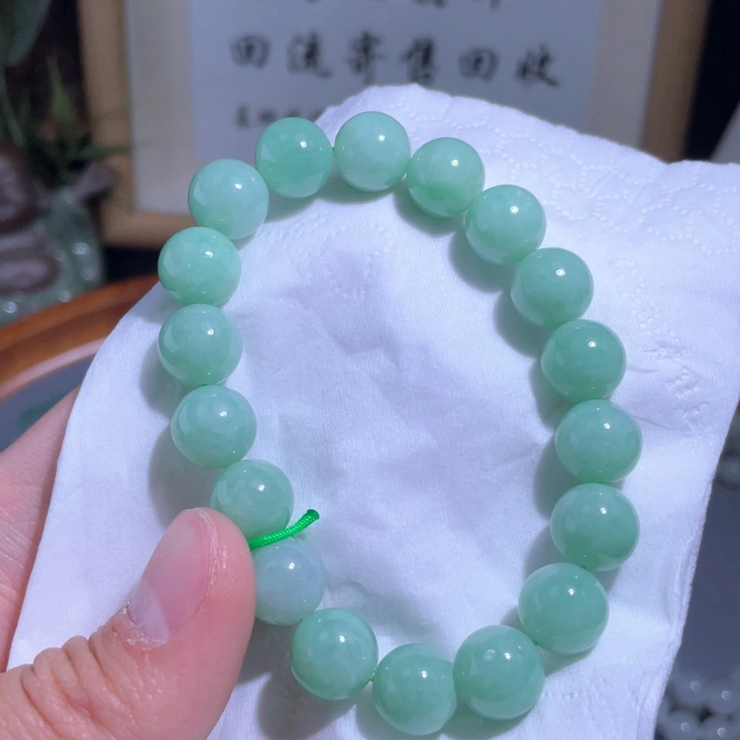 翡翠未镶嵌颈饰手串