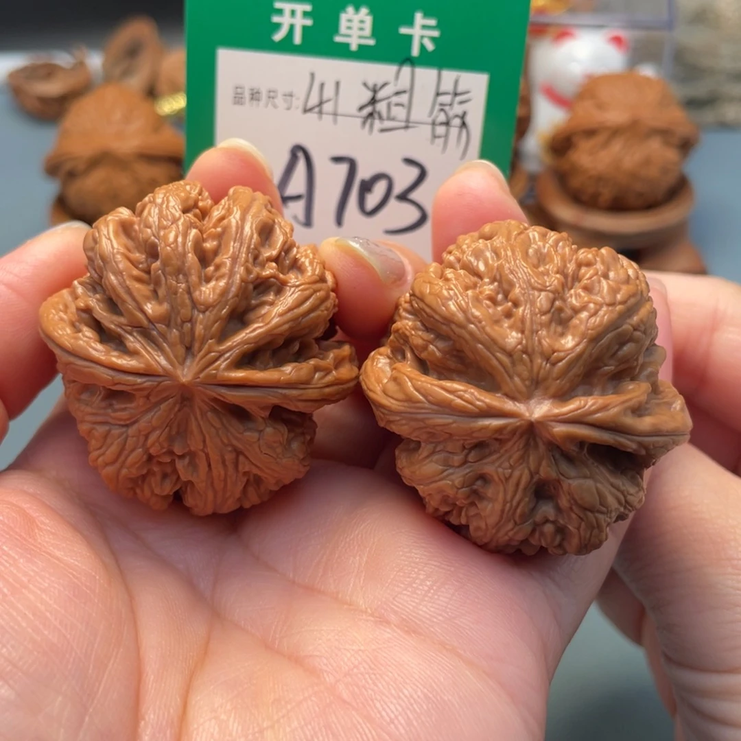 吊坠桃核文玩核桃