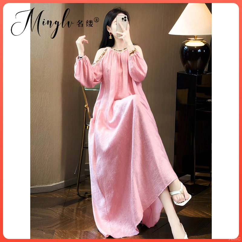 露肩粉色连衣裙灯笼袖2025年大摆长裙慵懒风夏季型梨身材宽松a字