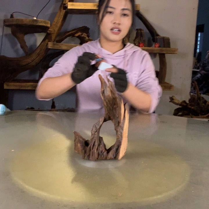 淡****天然的云南紫柚木会黄水