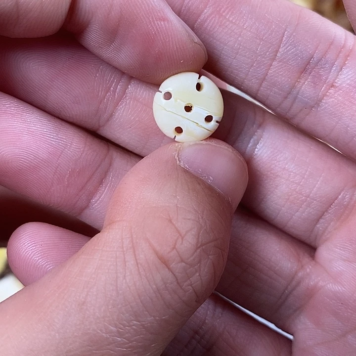 琥珀未镶嵌裸石我