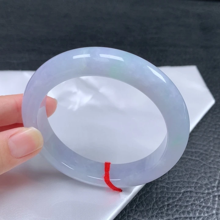 翡翠未镶嵌手镯