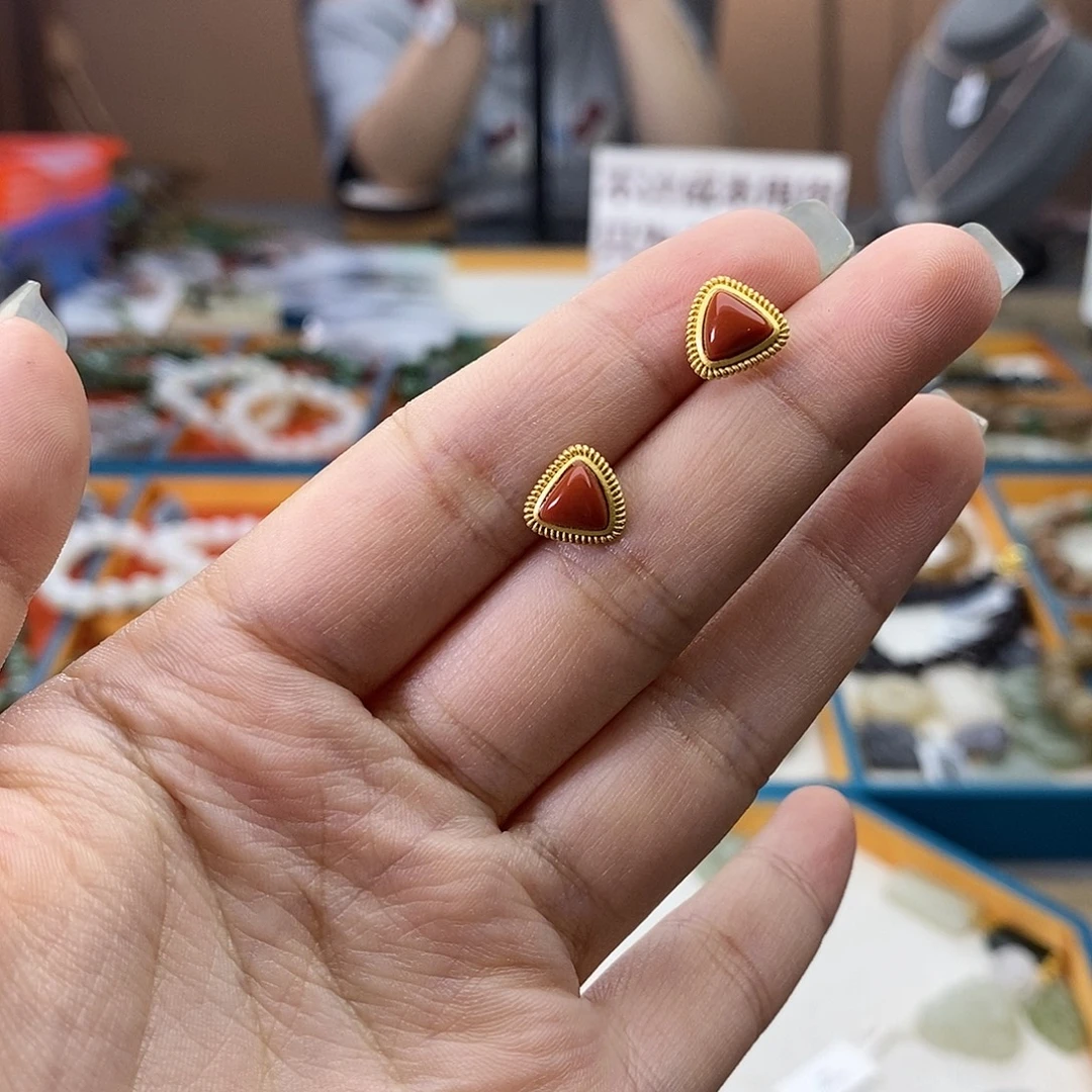 颈饰未镶嵌南红玛瑙w19