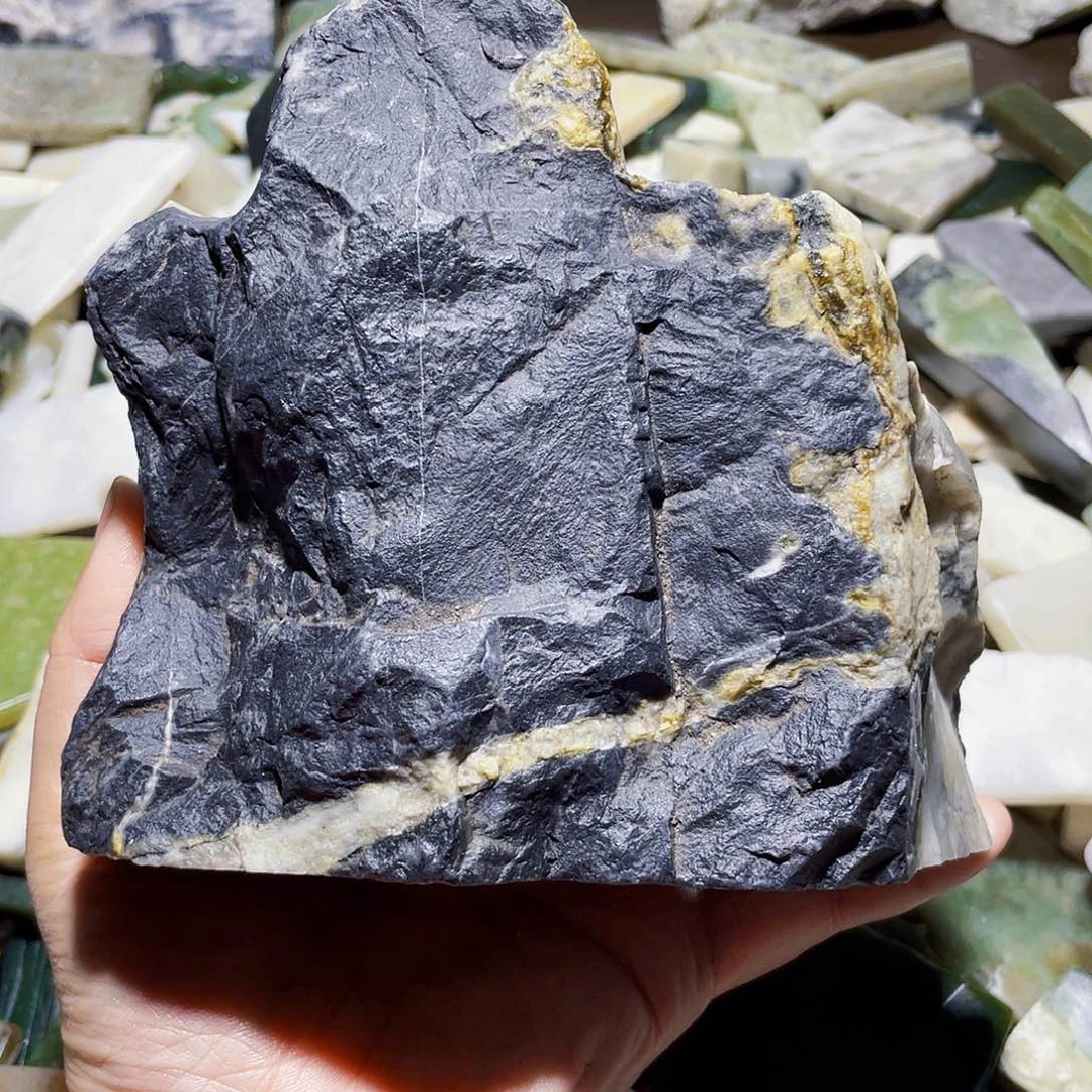 和田玉（糖玉）未镶嵌车挂