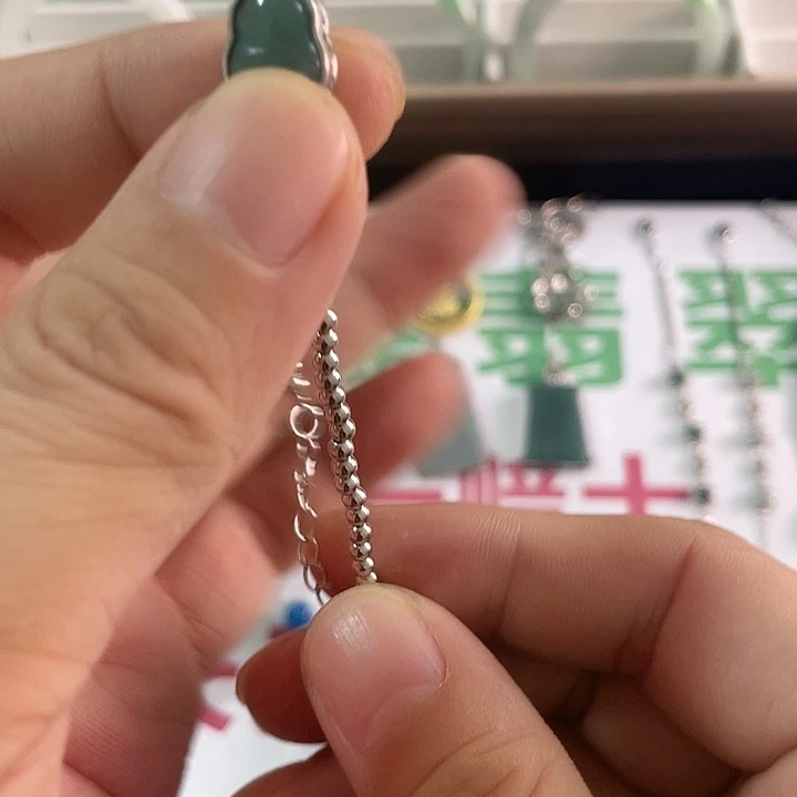 女款翡翠葫芦手链