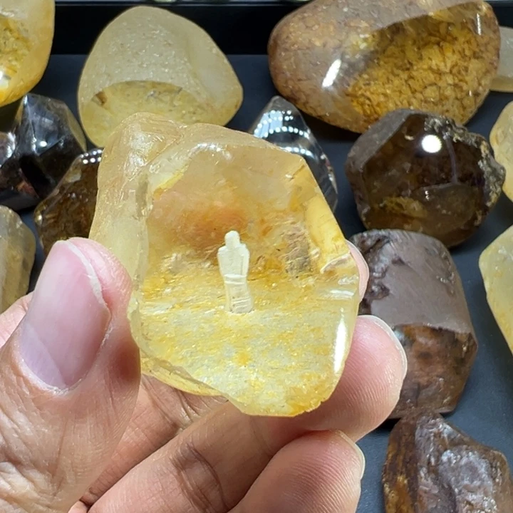 水晶大型摆件（非配饰）未镶嵌