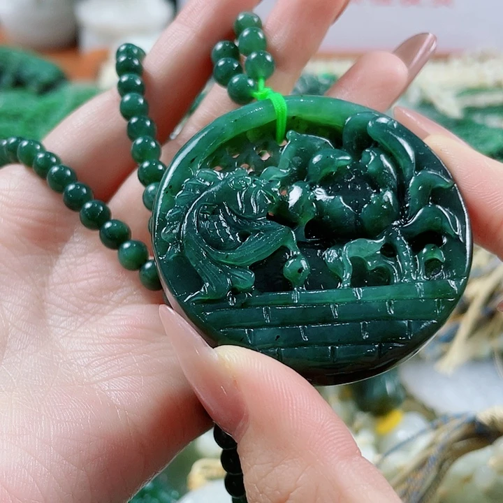 未镶嵌和田玉挂件