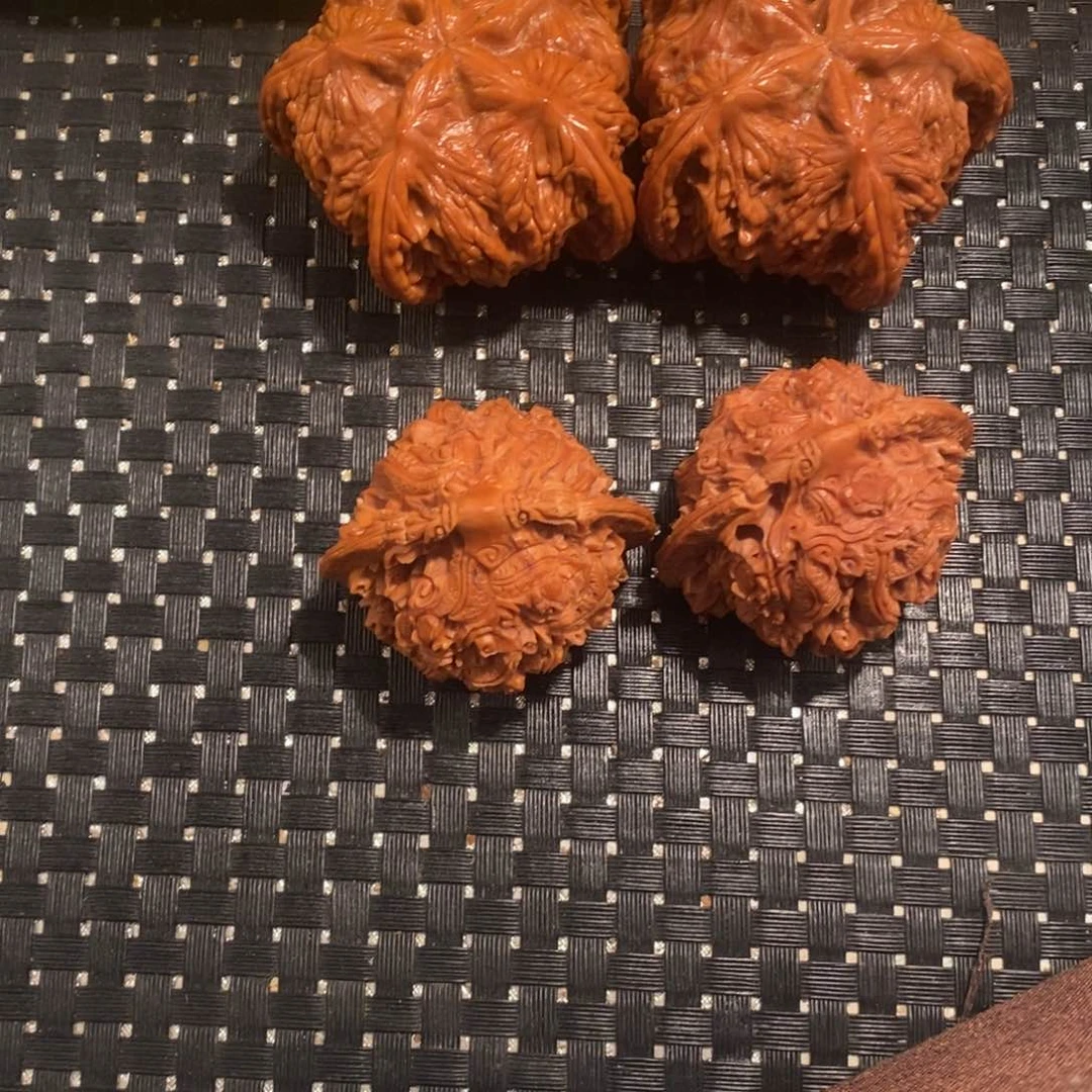 【闪购商品】核桃手串/手链变***兽核桃核桃
