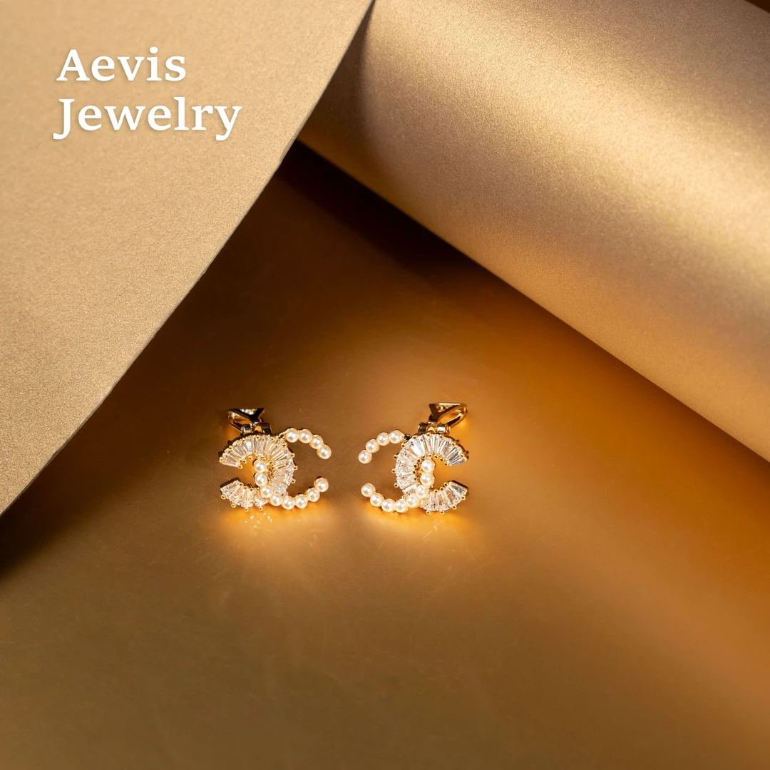 铜合金耳饰 Aevis Jewelry钻花双C气质轻奢ins小香风耳钉-9110