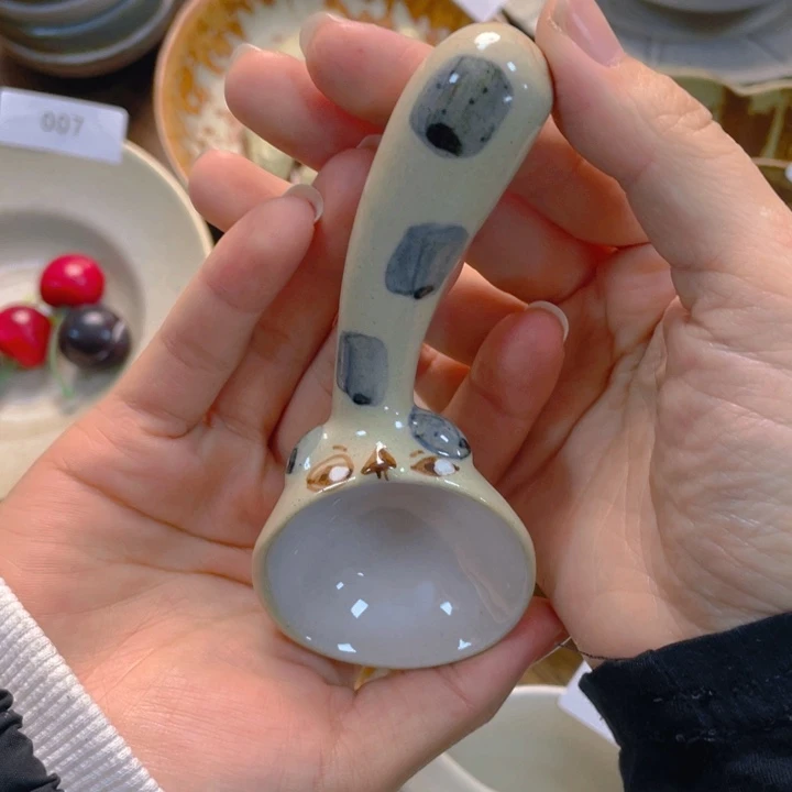 景德镇陶瓷研究所工作期间担任