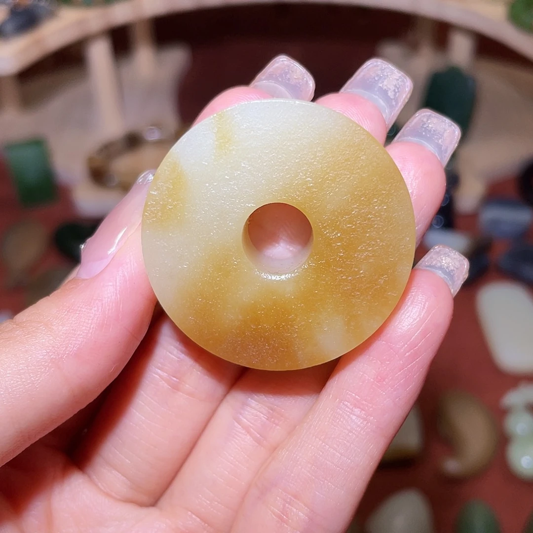 颈饰未镶嵌和田玉s****！