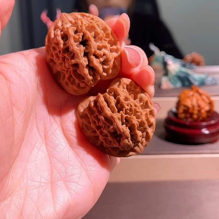 文玩核桃把件全品白狮子