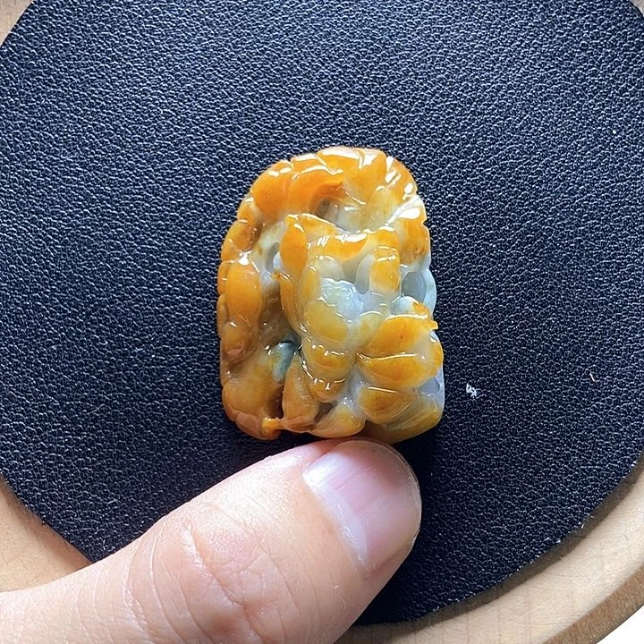 翡翠未镶嵌颈饰翡翠a货