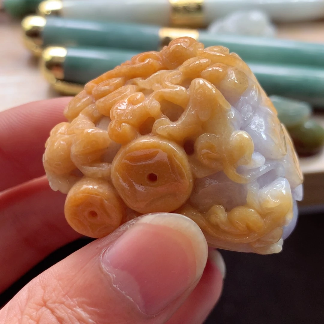 翡翠未镶嵌颈饰吊坠