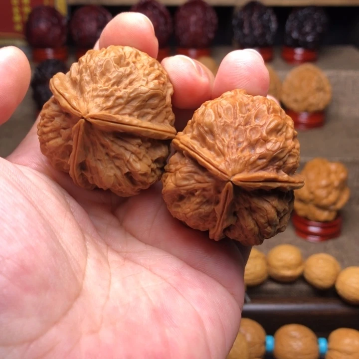 橄榄核把件29洛神牡丹三棱40