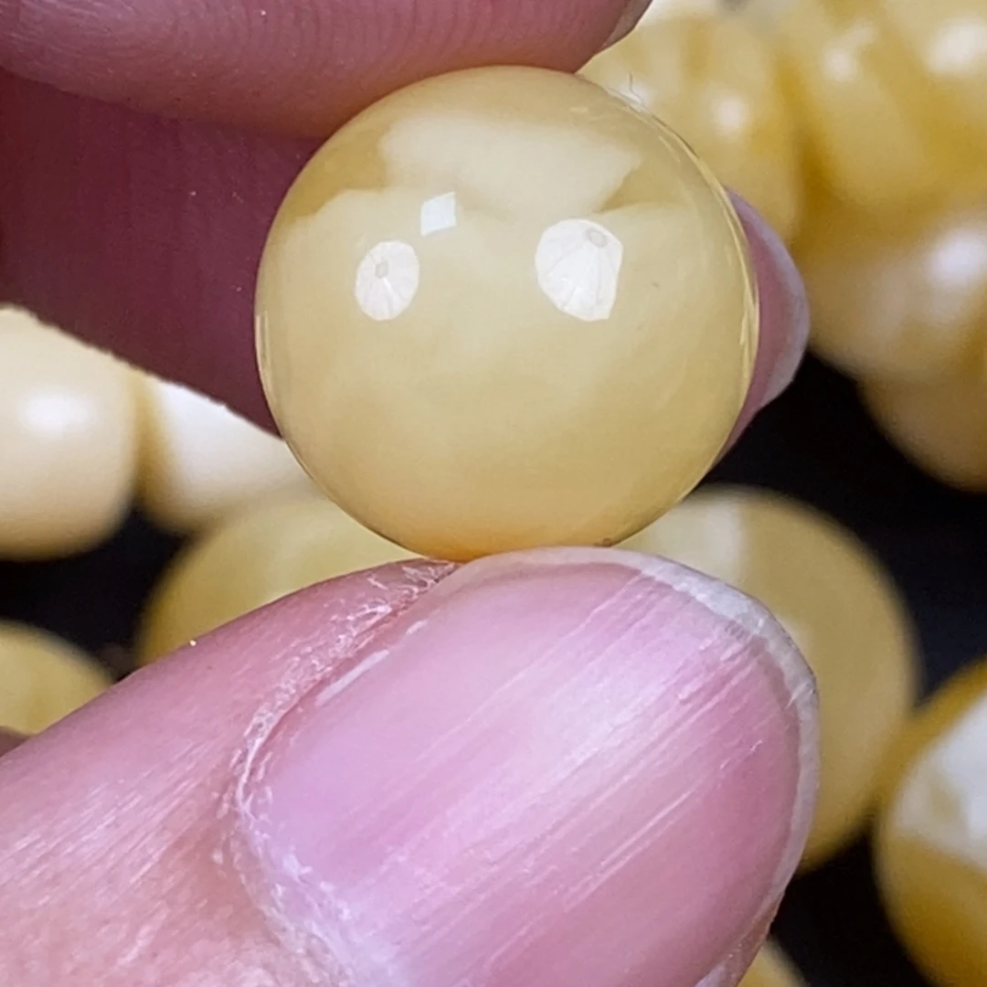 琥珀未镶嵌珠宝奇石65