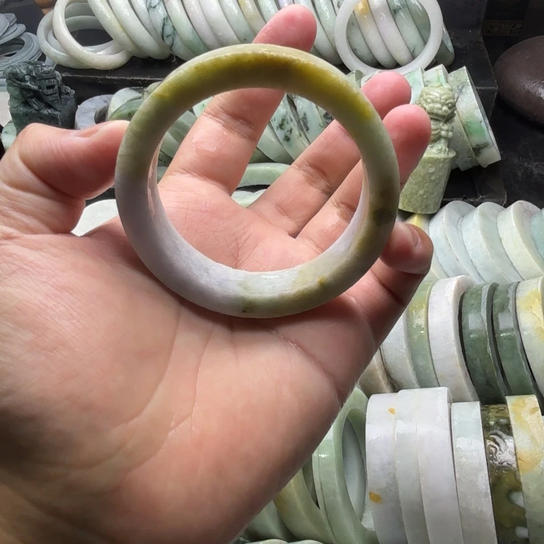 墨***欢定制翡翠未镶嵌翡翠手镯定制