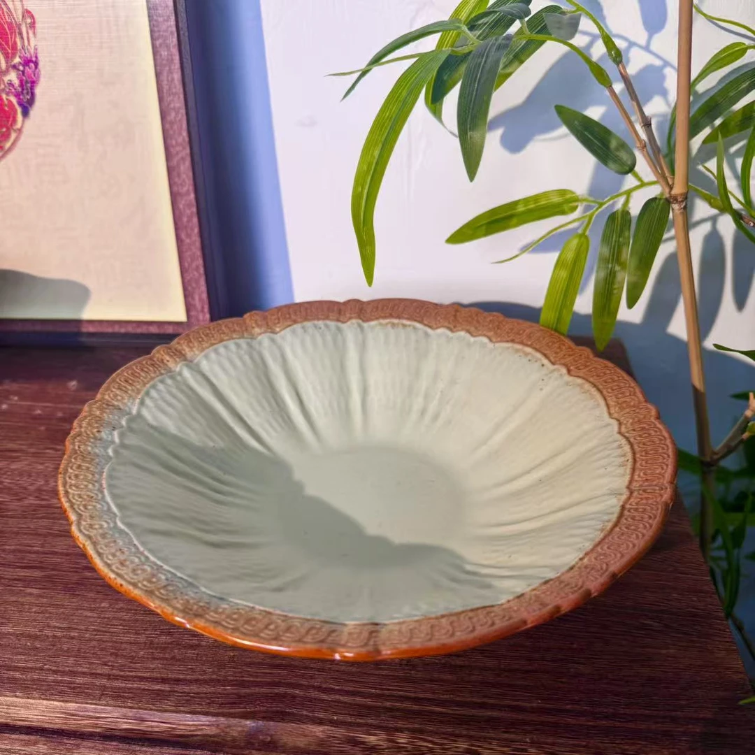 高颜值粗陶9英寸浮雕花边深盘