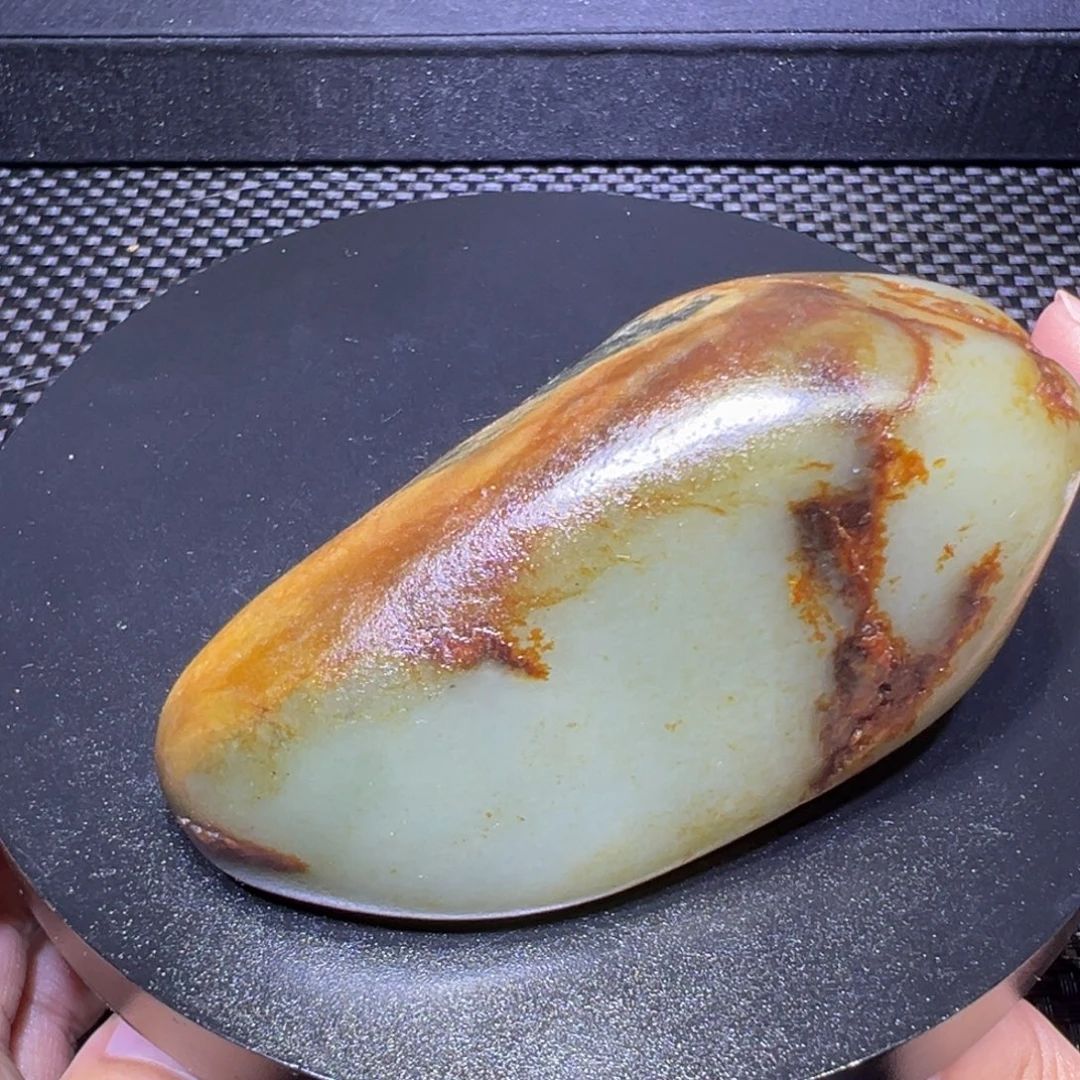 吊坠(不含链)未镶嵌和田玉（子料）208-70