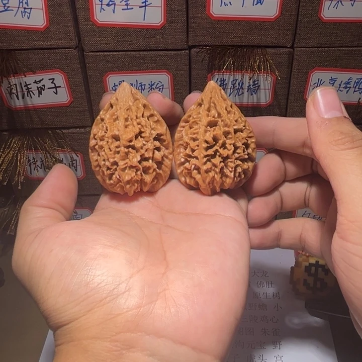 文玩核桃把件41九层妖塔招财鼠