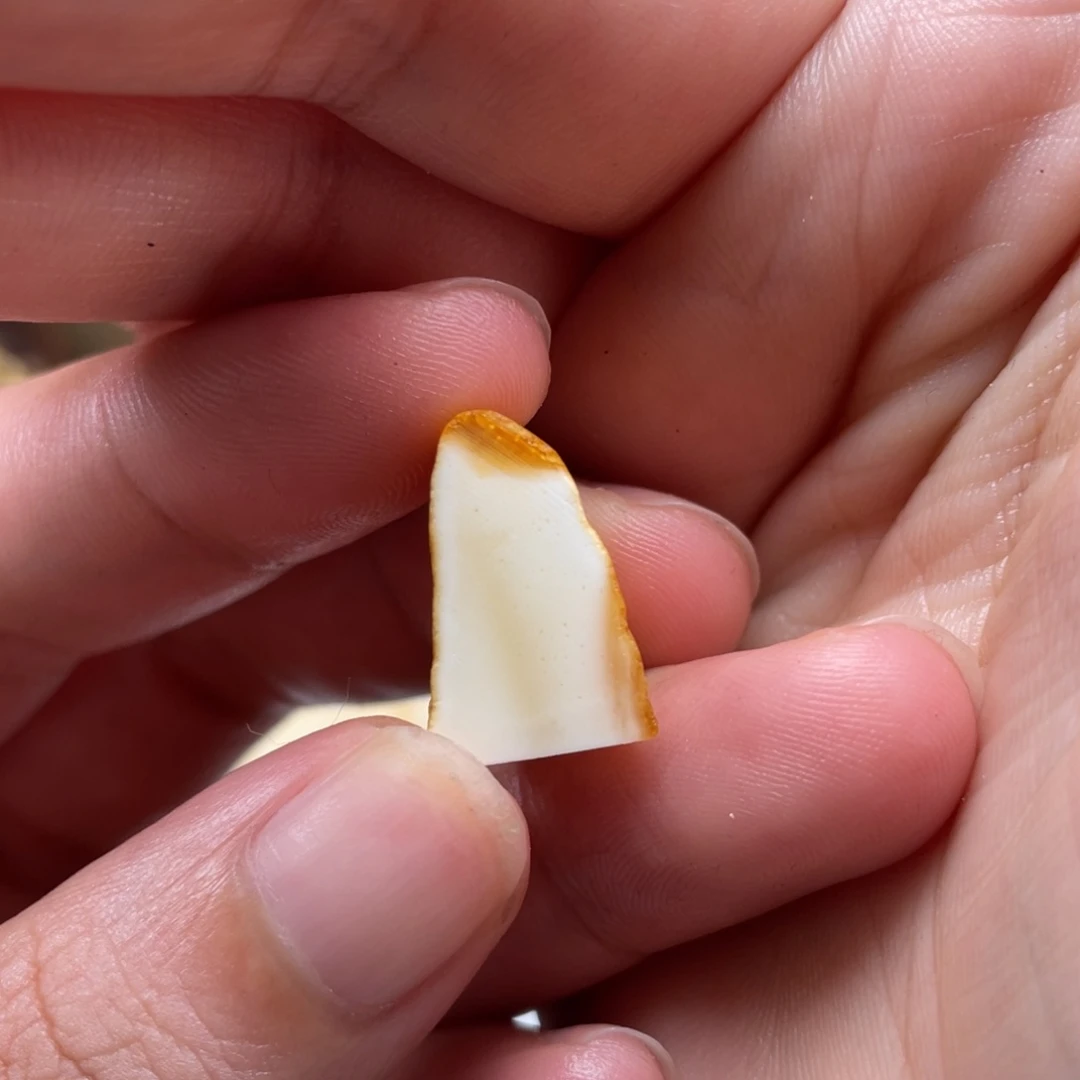 8***2定制琥珀天然蜜蜡原石定制