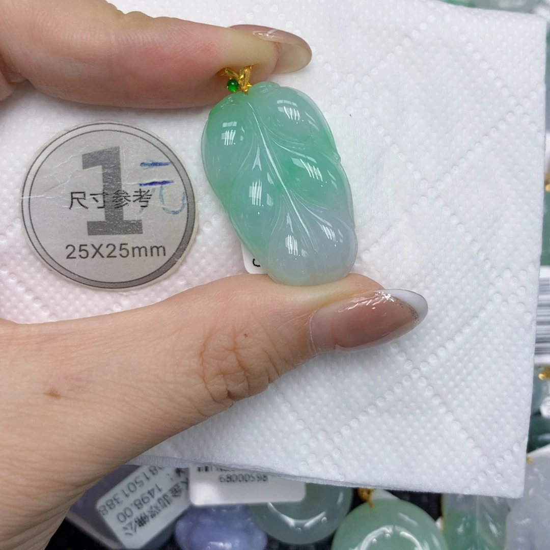 颈饰18K金镶嵌翡翠134689999888