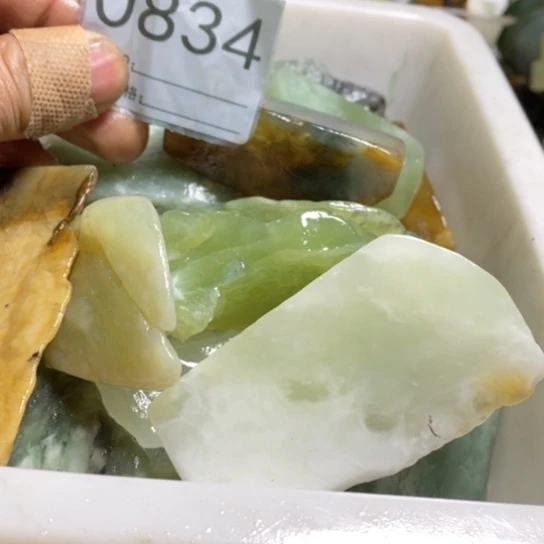 【闪购商品】未镶嵌蛇纹石玉珠宝玉器