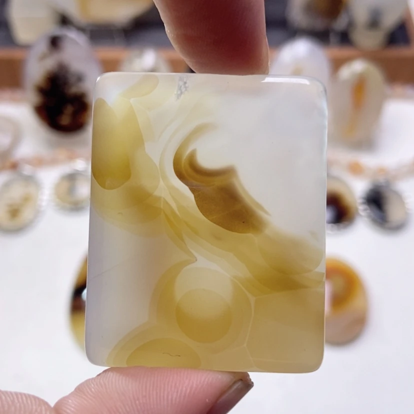 【闪购商品】玛瑙/玉髓颈饰未镶嵌