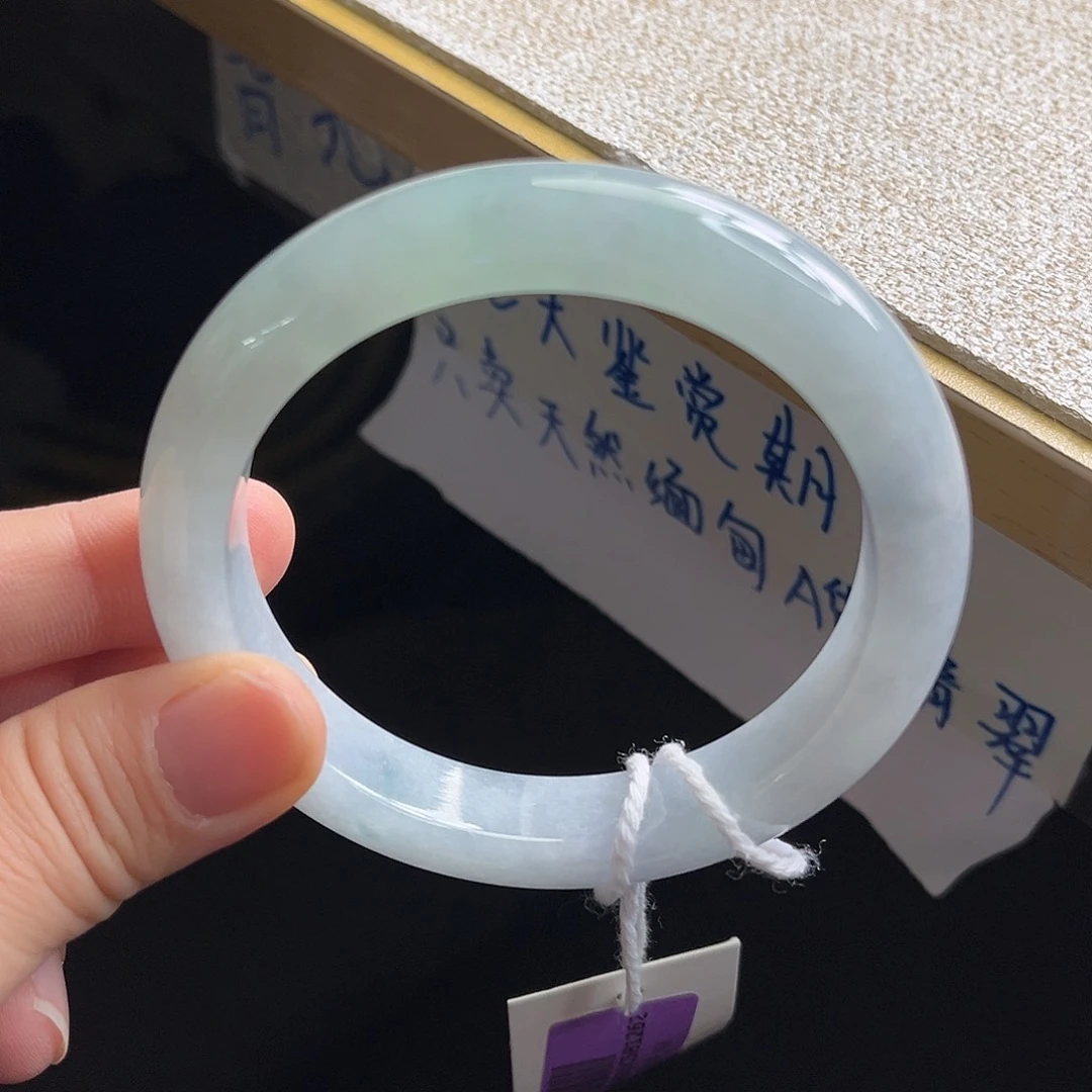 翡翠未镶嵌手镯手镯
