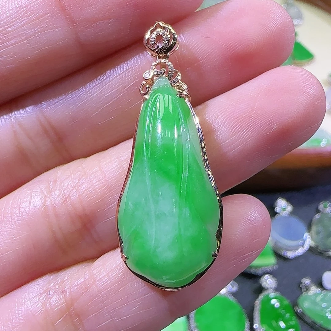 翡翠18K金镶嵌吊坠(不含链)